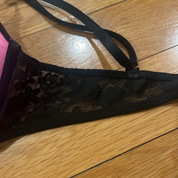 Pink Victoria’s Secret black lace everywhere push-up bra size 36B . - Picture 4 of 8